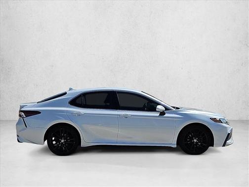 Wind Chill Pearl 2021 Toyota Camry XSE