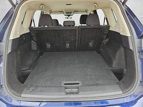 Deep Ocean Blue Pearl 2024 Nissan Rogue SV