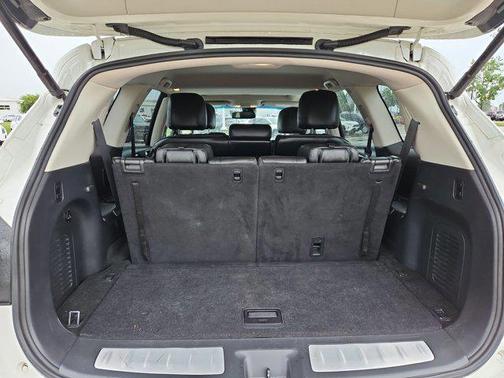 Majestic White 2015 INFINITI QX60 Base