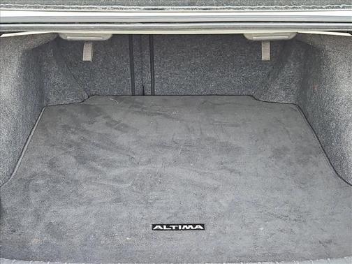 2021 Nissan Altima SR VC-Turbo FWD