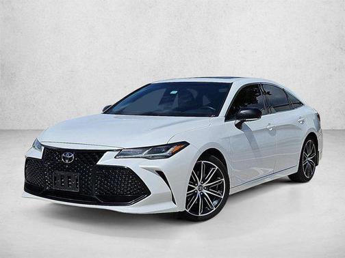 Wind Chill Pearl 2019 Toyota Avalon Touring