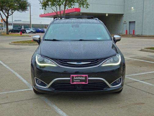 2018 Chrysler Pacifica Hybrid Limited