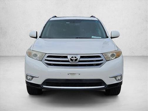 2012 Toyota Highlander SE