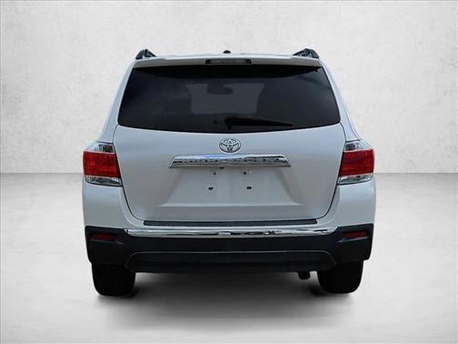 2012 Toyota Highlander SE