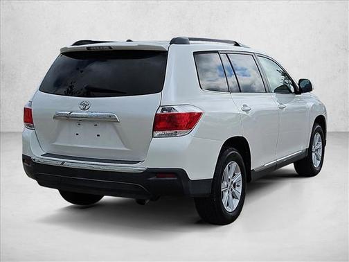 2012 Toyota Highlander SE