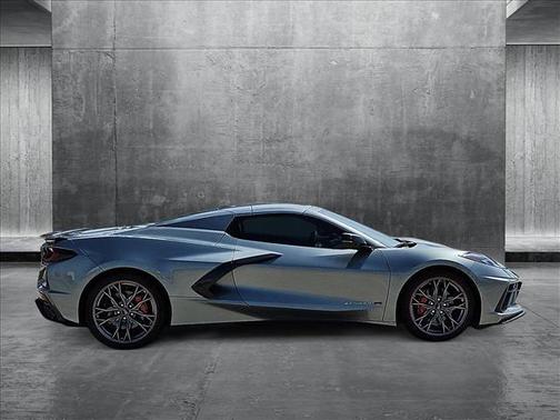 2024 Chevrolet Corvette Stingray w/2LT
