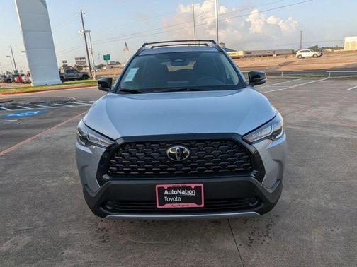 2025 Toyota Corolla Cross LE