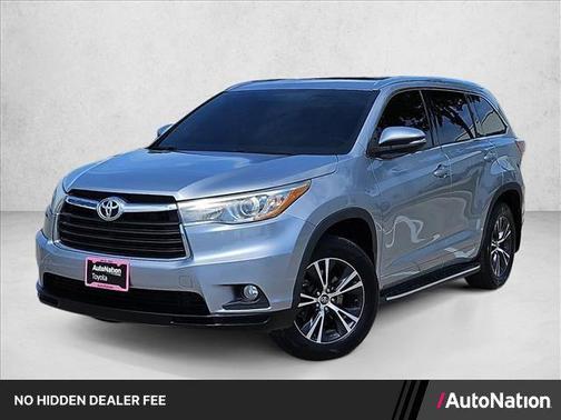 Silver Sky Metallic 2016 Toyota Highlander XLE
