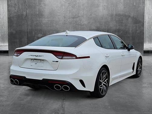 2022 Kia Stinger GT-Line