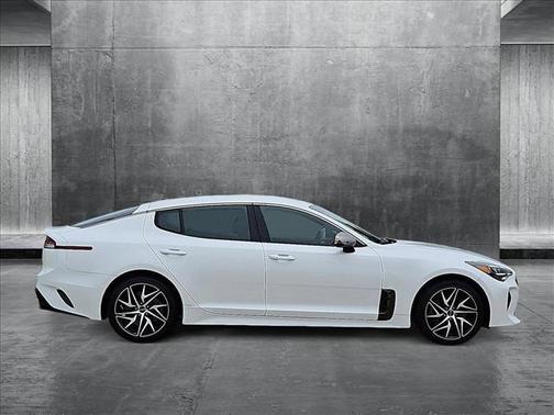 2022 Kia Stinger GT-Line