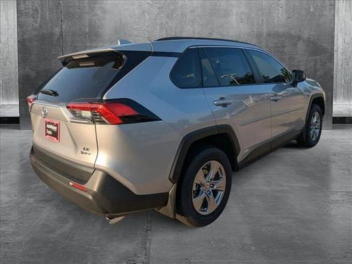 2025 Toyota RAV4 Hybrid LE