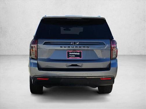 2022 Chevrolet Suburban 4WD Z71