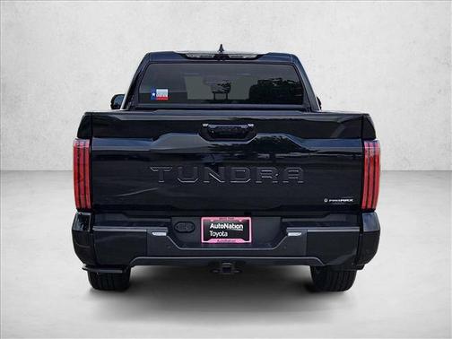 2025 Toyota Tundra Hybrid Platinum