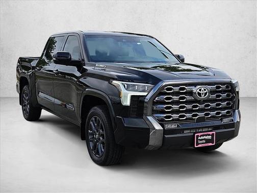 2025 Toyota Tundra Hybrid Platinum