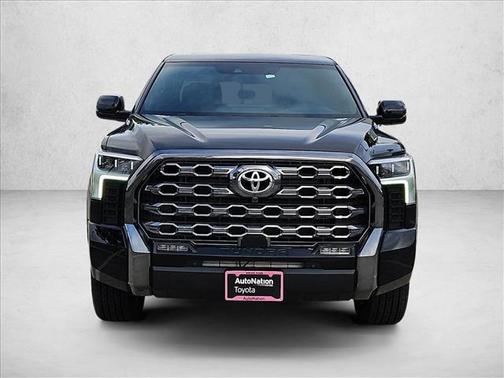2025 Toyota Tundra Hybrid Platinum