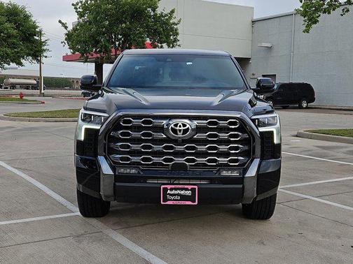 2025 Toyota Tundra Hybrid Platinum