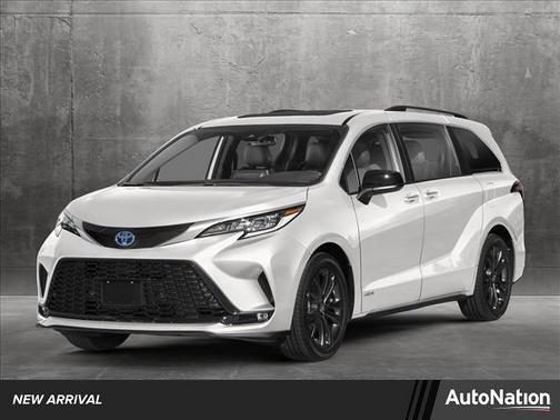 2024 Toyota Sienna XSE 7 Passenger