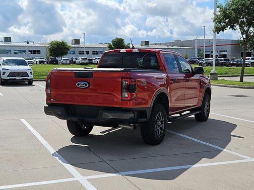 Hot Pepper Red Metallic Tinted Clearcoat 2024 Ford Ranger XLT