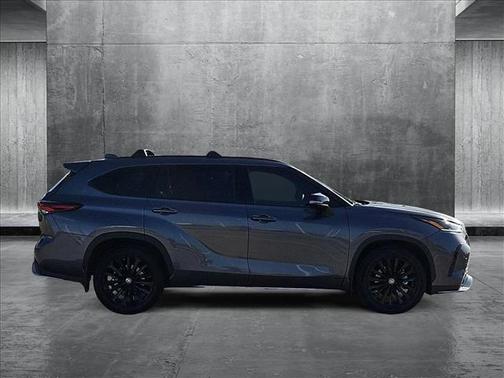 2024 Toyota Highlander XSE