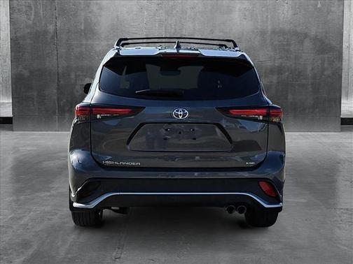 2024 Toyota Highlander XSE