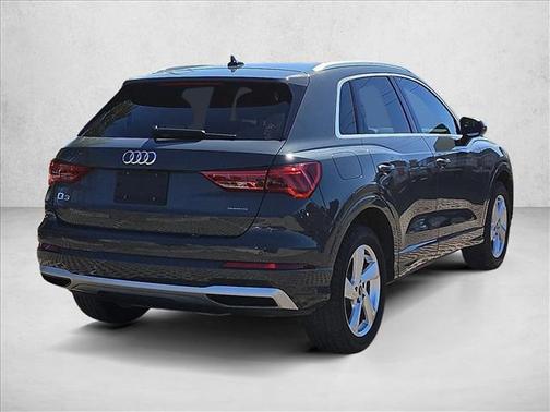 2022 Audi Q3 40 Premium