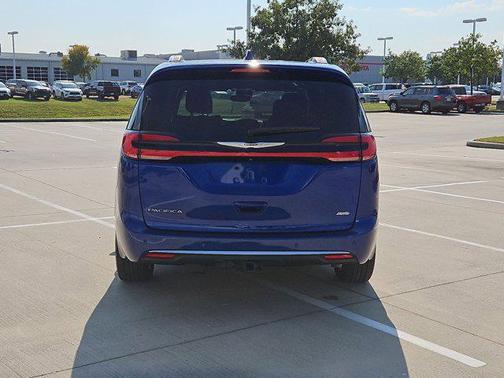 2021 Chrysler Pacifica L