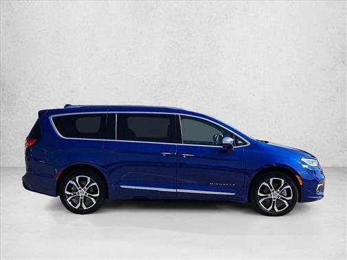 2021 Chrysler Pacifica L