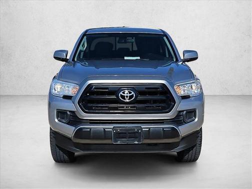 2017 Toyota Tacoma SR