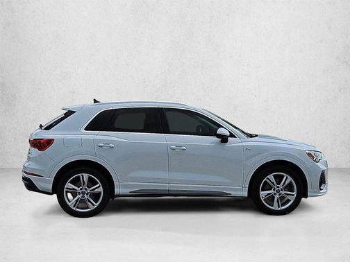 Ibis White 2019 Audi Q3 2.0T S line Premium Plus