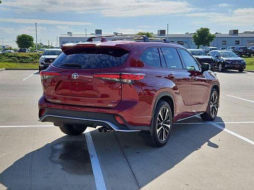 2021 Toyota Highlander XSE