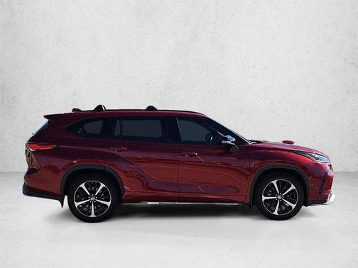 Ruby Flare Pearl 2021 Toyota Highlander XSE