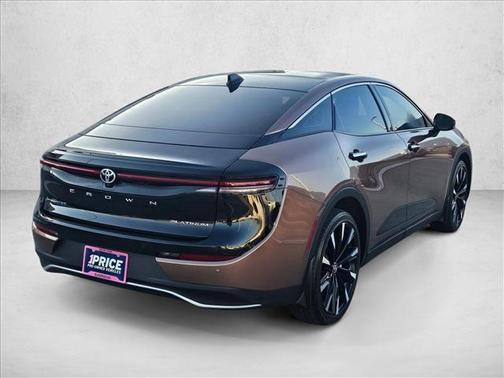 2025 Toyota Crown Platinum