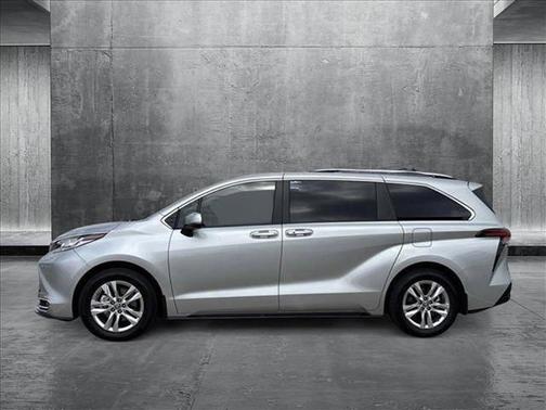 2024 Toyota Sienna Limited 7-Passenger