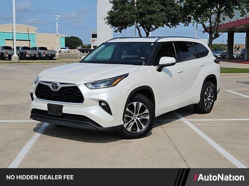 Blizzard Pearl 2021 Toyota Highlander XLE