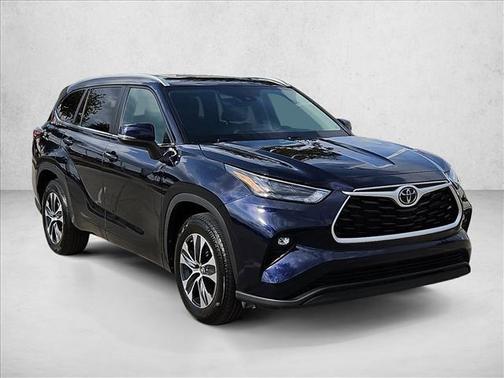 2024 Toyota Highlander XLE