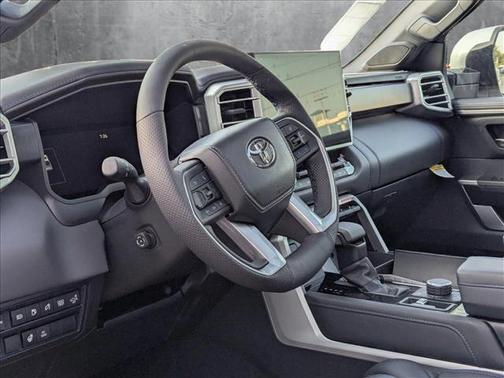 2025 Toyota Tundra Hybrid Platinum