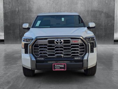 2025 Toyota Tundra Hybrid Platinum