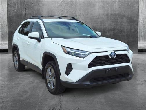 2024 Toyota RAV4 Hybrid XLE