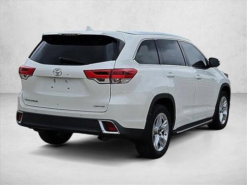 Blizzard Pearl 2017 Toyota Highlander Limited