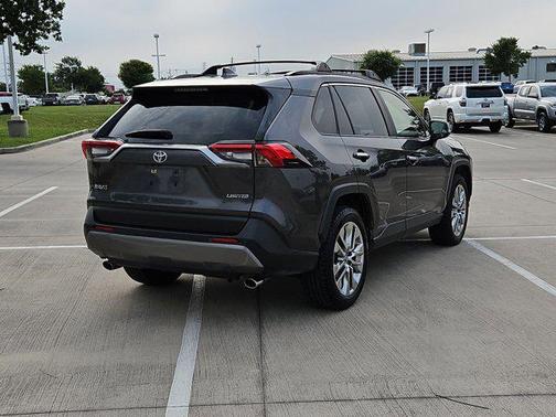 2019 Toyota RAV4 Limited