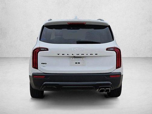 Glacial White Pearl 2022 Kia Telluride SX