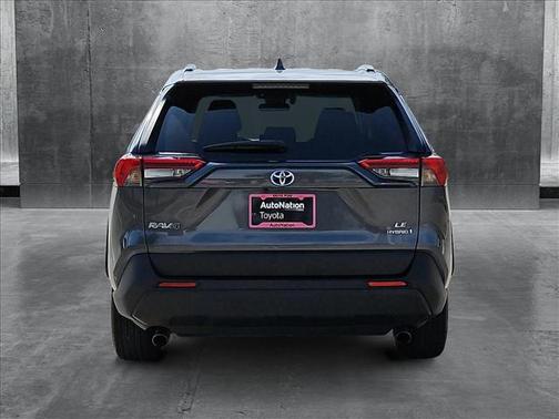 2020 Toyota RAV4 Hybrid LE