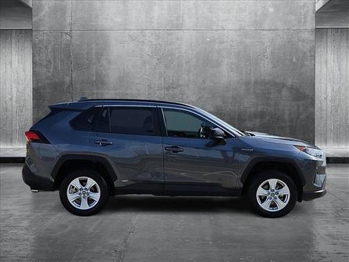 2020 Toyota RAV4 Hybrid LE