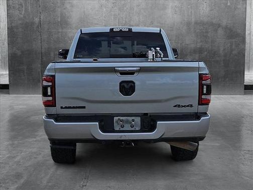 2021 RAM 2500 Laramie Crew Cab 4x4 6'4' Box
