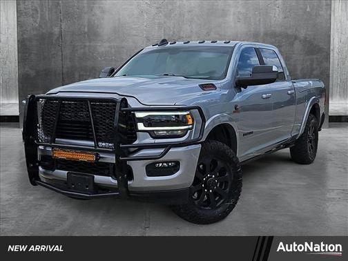 2021 RAM 2500 Laramie Crew Cab 4x4 6'4' Box