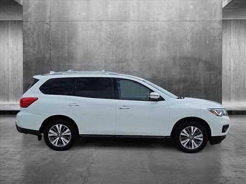 2020 Nissan Pathfinder S 2WD