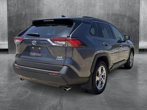 2021 Toyota RAV4 Hybrid XLE Premium