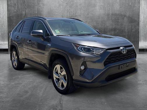2021 Toyota RAV4 Hybrid XLE Premium