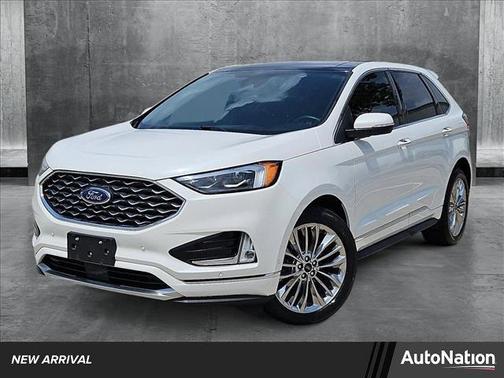 2020 Ford Edge Titanium