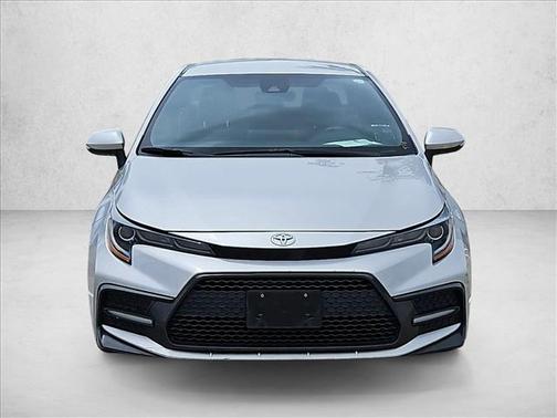 Classic Silver Metallic 2021 Toyota Corolla SE